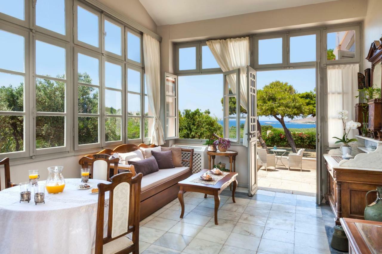Dellagracia Mansion In Poseidonia Syros Villa Posidhonía Exteriör bild